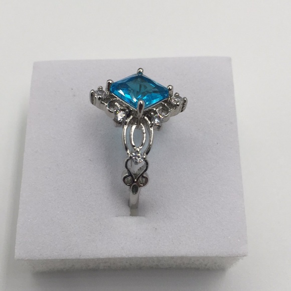 925 Silver 2.4 CT Blue sapphire size 8. RING - Picture 5 of 6